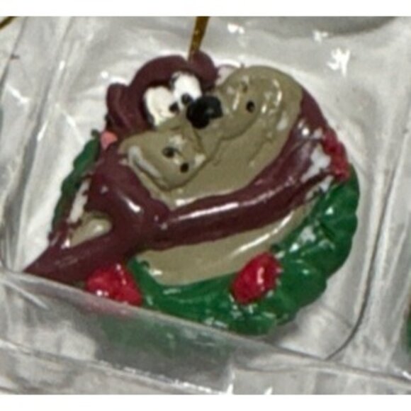 Looney Tunes Mini Christmas Ornaments Set Of 16 Tweety Taz Bugs Sylvester 1/2" - Picture 4 of 11